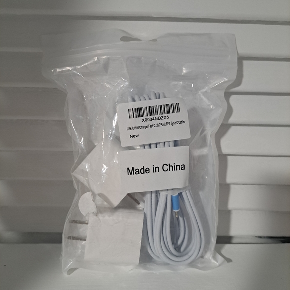 Usb Type C Wall Chargers 6 Feet Brand new - Picture 2 of 3